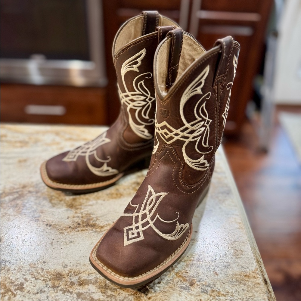 Ariat Girls Size 12 Cowboy Cowgirl Western Boots